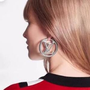 Jumbo Size Luxury Brand Hoop Earring In Silver Color